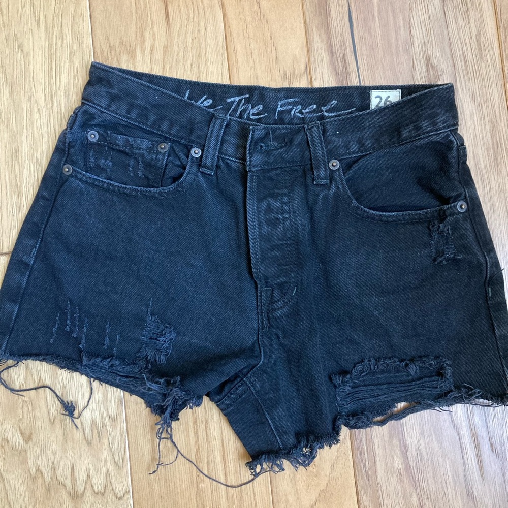Free people -loving good vibrations low rise denim shorts